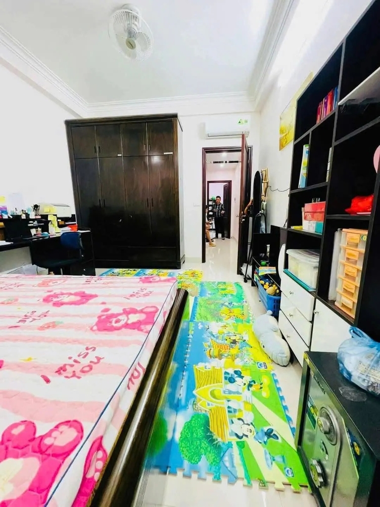 【NHÀ PHỐ 4 TẦNG 4 PHÒNG NGỦ】Lạc Long Quân, Cầu Giấy - 42/50m² - 2 Mặt Thoáng - Giá 11.5 Tỷ