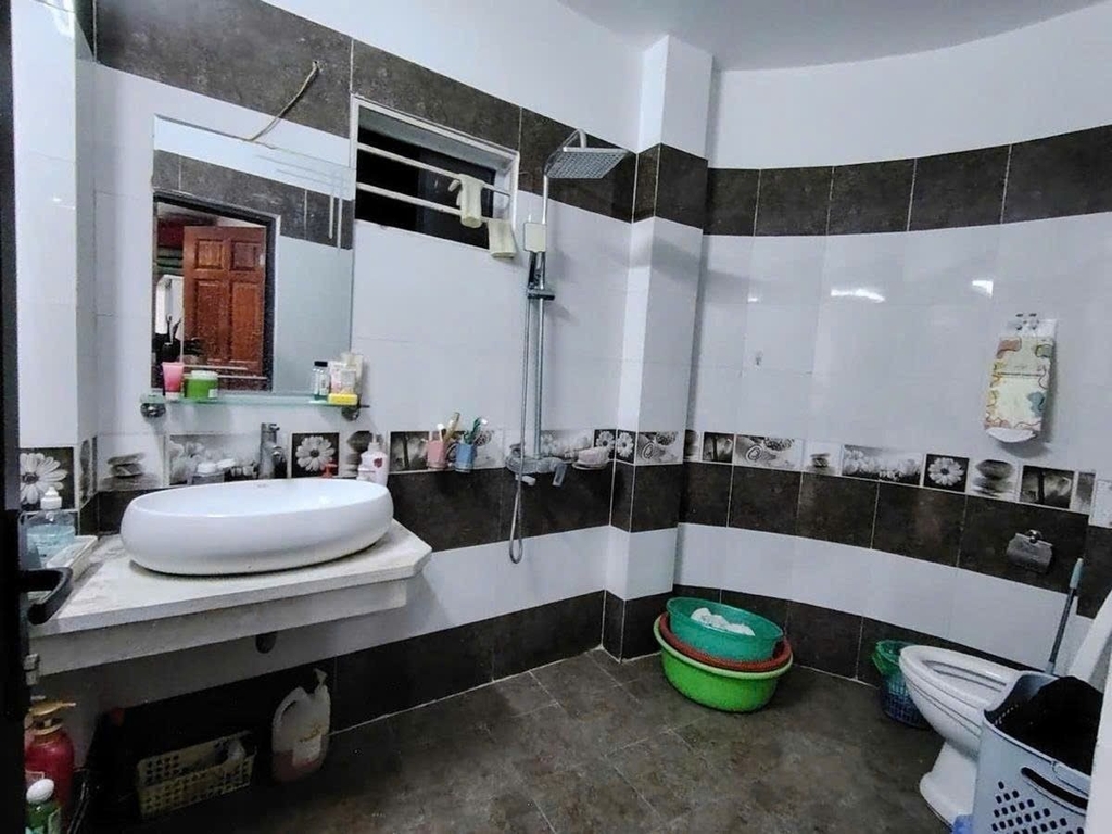 【NHÀ LÔ GÓC 3 MẶT THOÁNG - HOÀNG HOA THÁM BA ĐÌNH】- 43/47m² - 5 TẶNG - 2 MẶT TIỀN - 11.5 TỶ