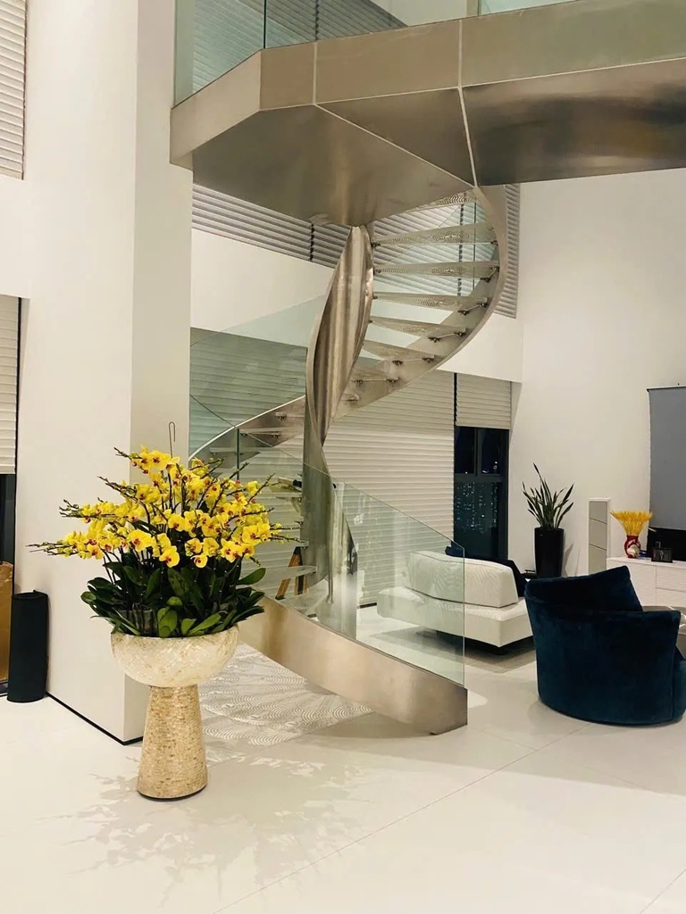 【PENTHOUSE ĐỘC TÔN - MỸ ĐÌNH PEARL】- 425m² - DUY NHẤT 1 CĂN - SÂN VƯỜN 140m² - 52 TỶ