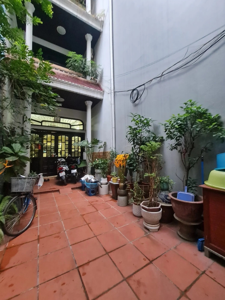 【BIỆT THỰ PHỐ 4 TẦNG - CẦU GIẤY】- Quan Hoa, Cầu Giấy - 78m² - 4PN - 2 Thoáng - Gara Ô Tô - Giá 23.7 TỶ