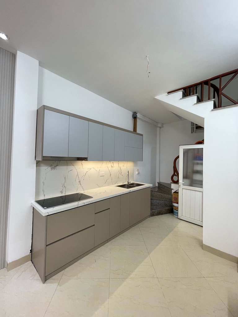 BÁN NHÀ MỚI 5 TẦNG FULL NỘI THẤT - KHU TRUNG TÂM BỒ ĐỀ, PHƯỜNG BỒ ĐỀ - GIÁ 8.35 TỶ