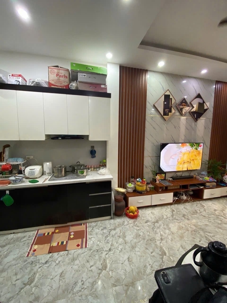 NHÀ ĐẸP 5 TẦNG - KHU PHÂN LÔ HÀNG KHÔNG -NGUYỄN SƠN, LONG BIÊN - 32M² - 9.1 TỶ