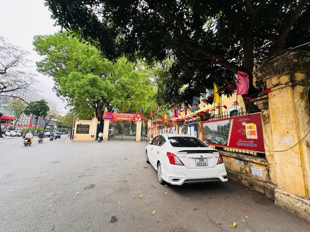 BÁN ĐẤT MẶT PHỐ THỤY KHUÊ - TÂY HỒ: VỊ TRÍ ĐỘC TÔN CỔNG TRƯỜNG CHU VĂN AN - VIEW HỒ TÂY - MẶT TIỀN RỘNG 5.9M - GIÁ 24 TỶ