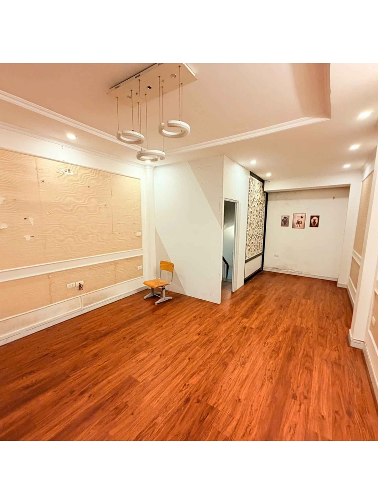 【NHÀ 6 TẦNG SANG TRỌNG - THỤY KHUÊ, TÂY HỒ】- 31m² - 3PN - Giá 8.4 Tỷ