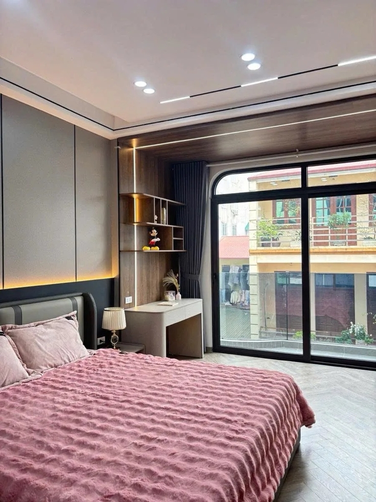 BÁN NHÀ MỚI NGUYỄN ĐỨC CẢNH - HOÀNG MAI: 5 TẦNG THANG MÁY - SÁT MẶT PHỐ - THIẾT KẾ HIỆN ĐẠI - FULL NỘI THẤT LUXURY