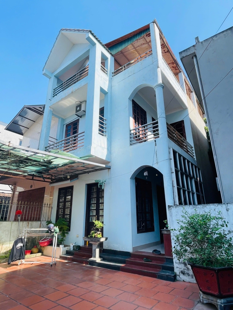 【BÁN DINH THỰ 3 TẦNG + 120M2 SÂN VƯỜN】CỔ DƯƠNG, ĐÔNG ANH - 187M2 - 15.9 TỶ