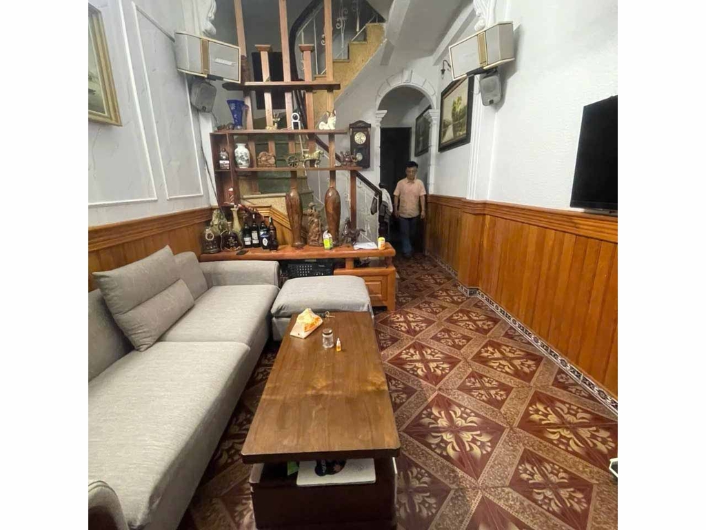 BÁN NHÀ MINH KHAI - HAI BÀ TRƯNG: NHÀ DÂN XÂY KIÊN CỐ - HAI LỐI VÀO TIỆN LỢI - SÁT PHỐ - GIÁ 10.8 TỶ