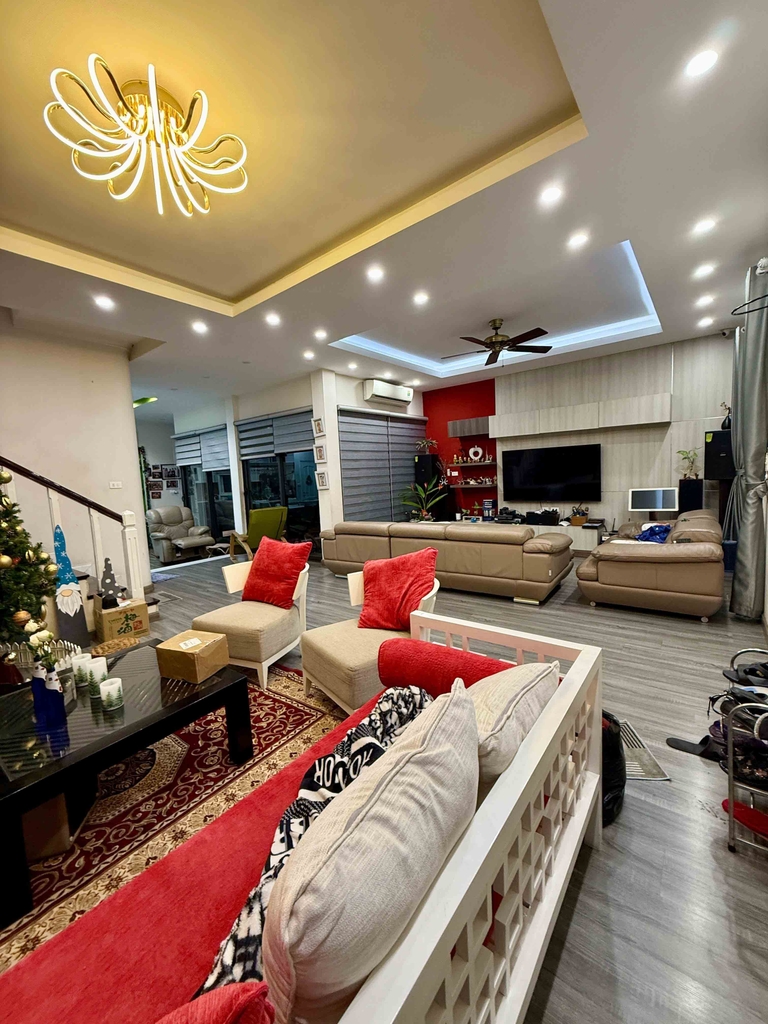 BIỆT THỰ 4 TẦNG MẶT HỒ - PHƯỜNG NGỌC THỤY, LONG BIÊN - 378M² (434M² TT) - 62.5 TỶ