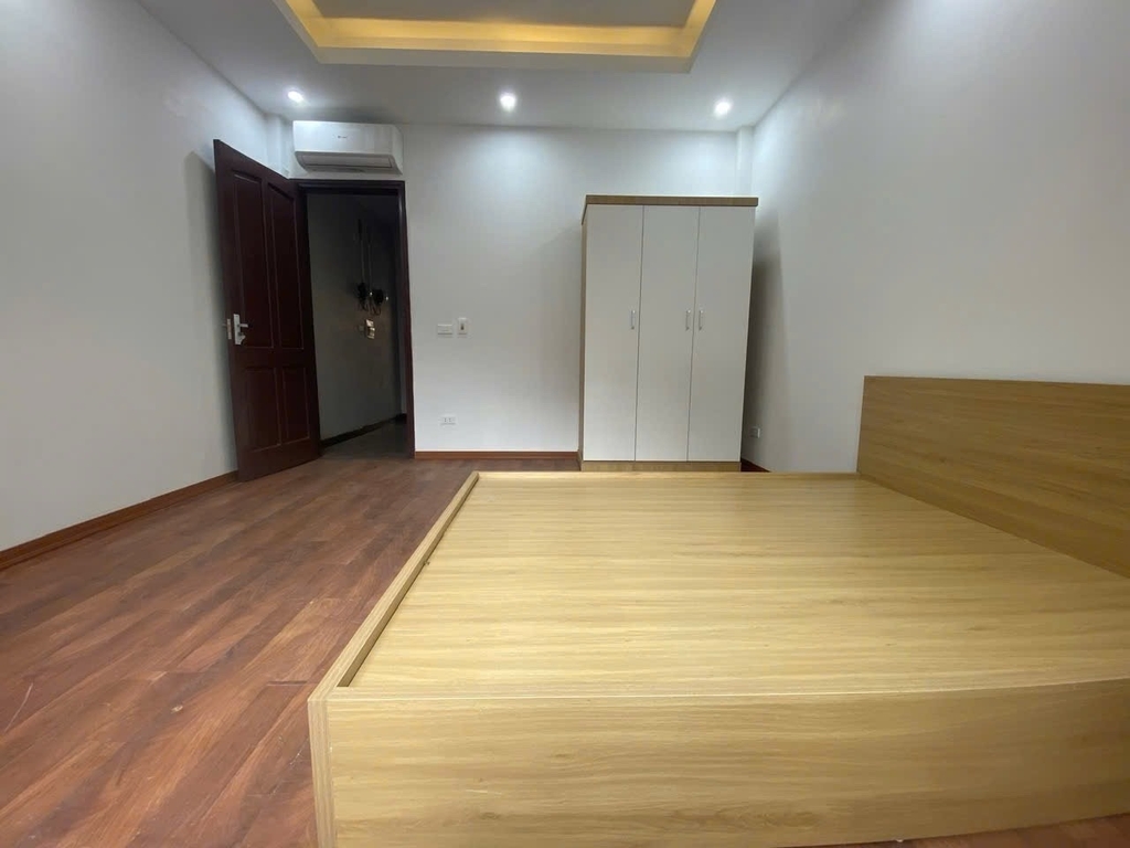 BÁN TOÀ NHÀ DÒNG TIỀN PHỐ HOÀNG MAI: Ô TÔ TẢI ĐỖ CỬA - SÁT VÁCH FELIZ HOMES - 6PKK KHÉP KÍN - GIÁ 15.9 TỶ