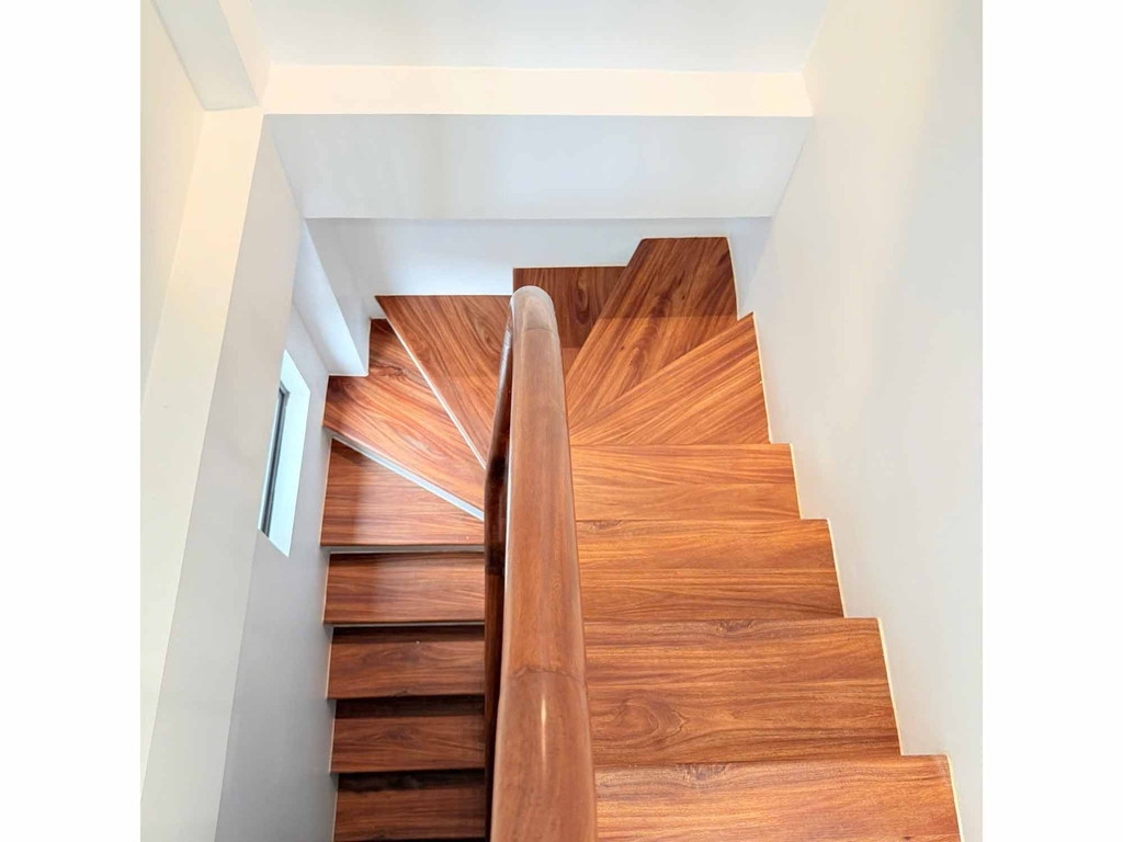 BÁN NHÀ VÕ CHÍ CÔNG - TÂY HỒ: 6 TẦNG THANG MÁY - NHÀ MỚI KÍNH KOONG - FULL NỘI THẤT CAO CẤP - GIÁ 14.4 TỶ