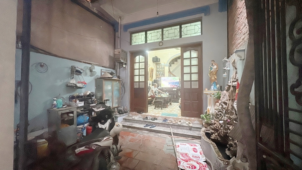 BÁN NHÀ CẦU ĐƠ - HÀ ĐÔNG: SÁT GA TÀU ĐIỆN CÁT LINH - NGÕ THÔNG TỨ TUNG - DÂN XÂY CHẮC CHẮN - GIÁ 11.5 TỶ