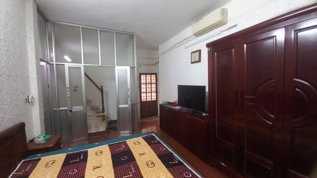 【NHÀ PHỐ 4 TẦNG HIẾM CÓ】 Hồ Bãi Cát, Đống Đa - 41m² - 3 Phòng Ngủ - Giá 5.6 Tỷ