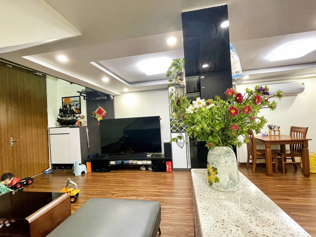 BÁN CĂN HỘ DUPLEX GIÁP NHẤT - THANH XUÂN: DIỆN TÍCH 120M² - TẦNG 1 TIỆN LỢI - Ô TÔ TRÁNH - CHI PHÍ DỊCH VỤ CỰC THẤP