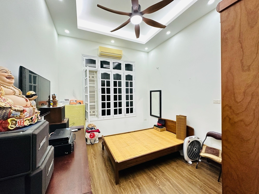 【NHÀ 2 MẶT NGÕ PHÚC XÁ BA ĐÌNH】- 44m² 4 Tầng - Ô tô Đỗ Cửa - Yên Tĩnh - 12.8 Tỷ