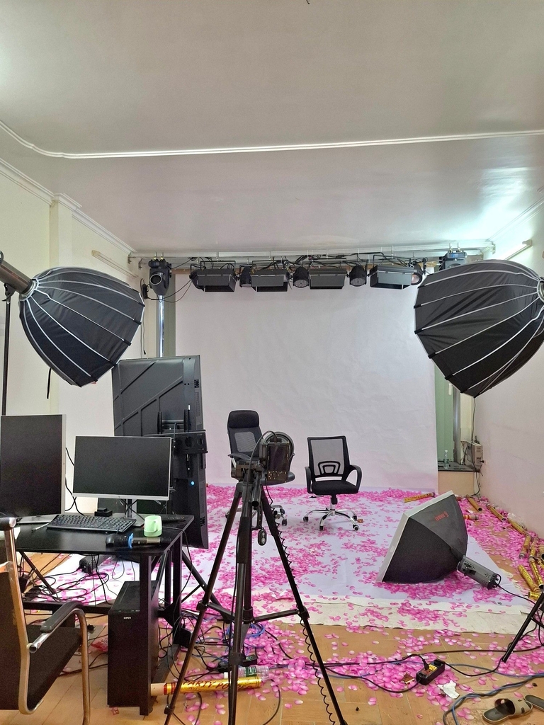 BÁN TÒA NHÀ 7 TẦNG THANG MÁY - PHÂN LÔ Ô TÔ VÀO NHÀ - 155 NG. KHANG, CẦU GIẤY - 41 TỶ