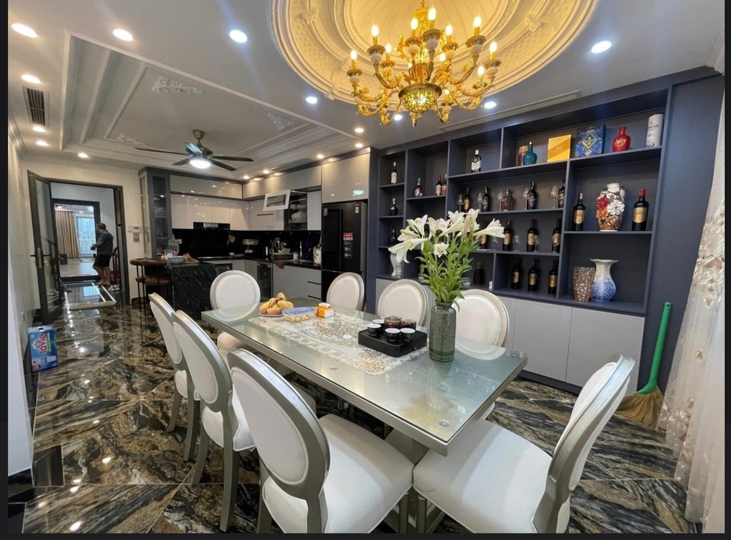 BÁN TÒA NHÀ MẶT PHỐ NGÔ GIA TỰ - LONG BIÊN: 7 TẦNG THANG MÁY - DÂN XÂY ĐỘC LẬP - CÔNG NĂNG 10 PHÒNG NGỦ - KINH DOANH SIÊU ĐỈNH