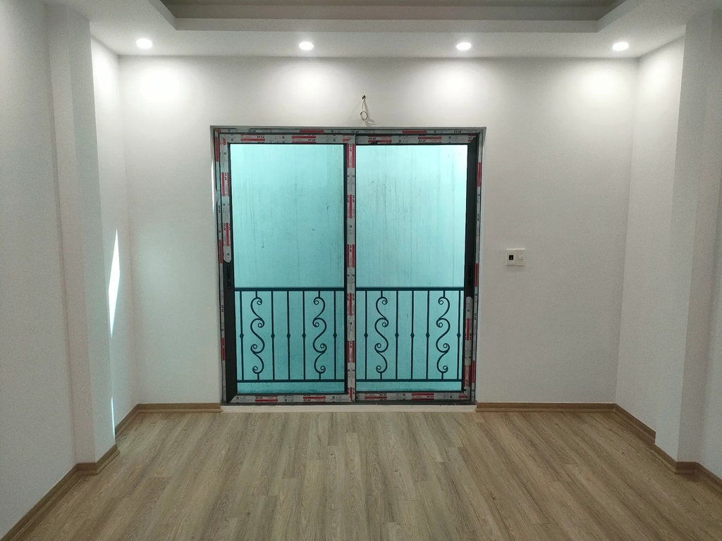 【NHÀ MỚI 5 TẦNG - LIÊN MẠC, BẮC TỪ LIÊM】- Liên Mạc, Bắc Từ Liêm - 31.8m² - 5 Tầng - Ô Tô Đến Cổng - View Hồ - Giá 6 Tỷ