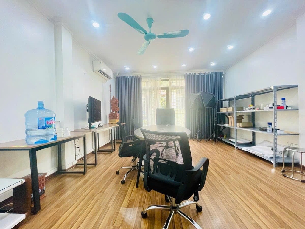 BÁN NHÀ PHÂN LÔ VIP KĐT ĐỊNH CÔNG - HOÀNG MAI: VỈA HÈ RỘNG - KINH DOANH ĐA NGÀNH - TIỀM NĂNG VÀNH ĐAI 2.5 - GIÁ 48 TỶ