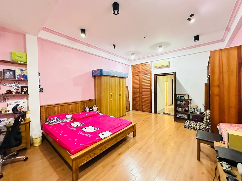 【NHÀ 4 TẦNG - PHÂN LÔ ĐẠI ĐỒNG - TIỀM NĂNG MỞ ĐƯỜNG】- 13.5 TỶ