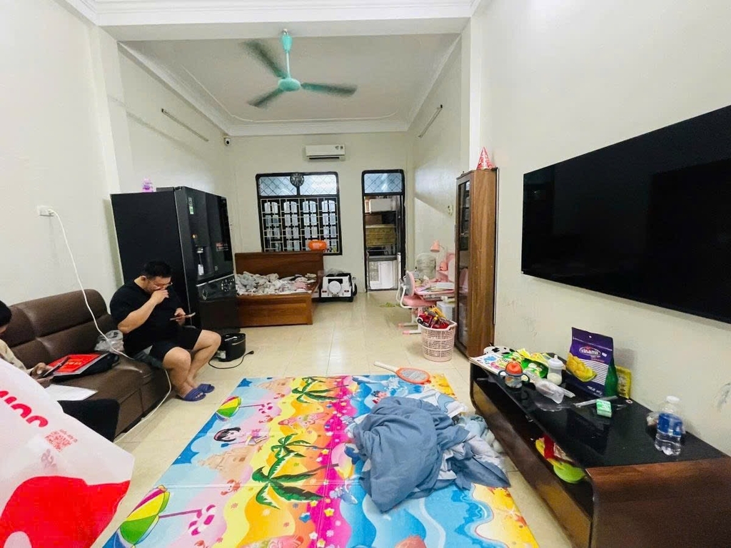 BÁN NHÀ MẶT PHỐ PHÚC DIỄN - BẮC TỪ LIÊM: VỈA HÈ RỘNG - KINH DOANH ĐA NGÀNH - THỰC TẾ 90M2 CÓ HẦM - GIÁ CHỈ 4.6 TỶ