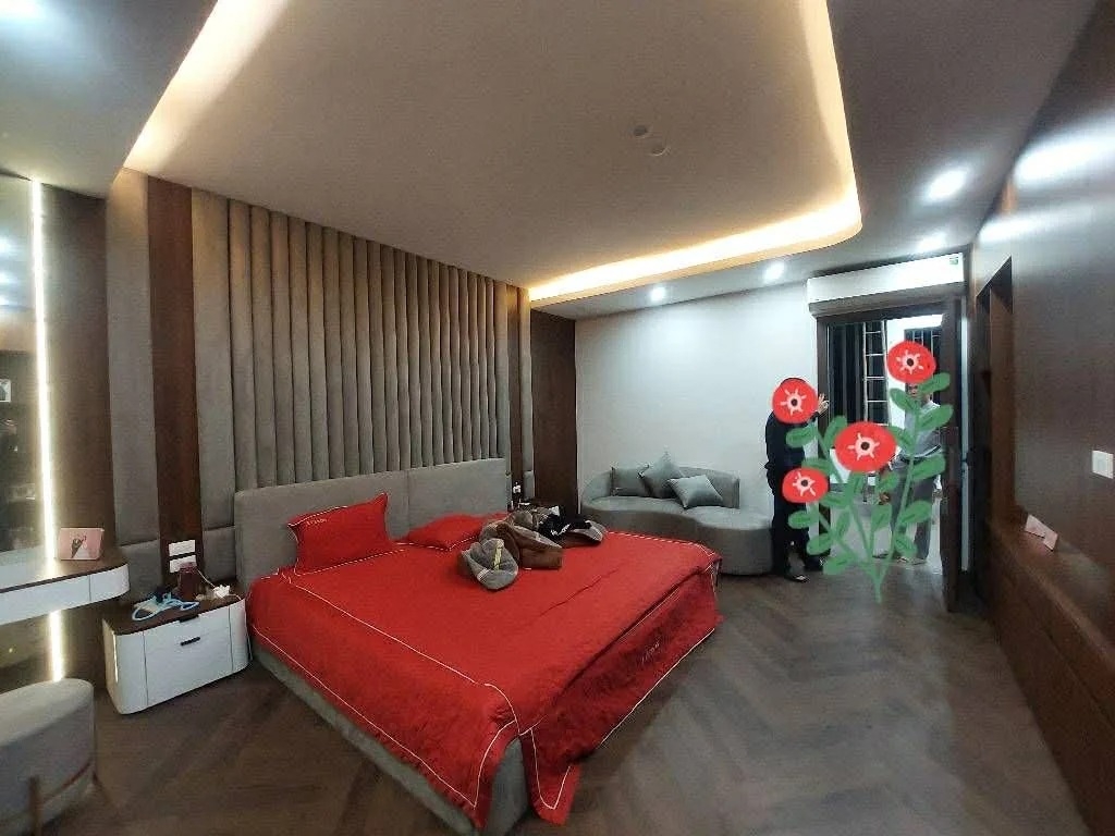 BÁN NHÀ PHỐ VỌNG - HAI BÀ TRƯNG: NỞ HẬU ĐẠI CÁT - MẶT TIỀN QUYỀN LỰC - THIẾT KẾ RESORT TẠI GIA - 5 NGỦ KHÉP KÍN