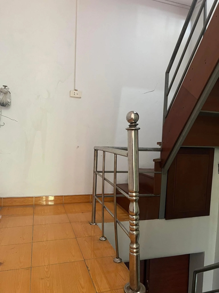 BÁN NHÀ MẶT PHỐ THỤY KHUÊ - TÂY HỒ: VỊ TRÍ ĐẮC ĐỊA - VỈA HÈ RỘNG - KINH DOANH SẦM UẤT - SỔ ĐỎ CHÍNH CHỦ