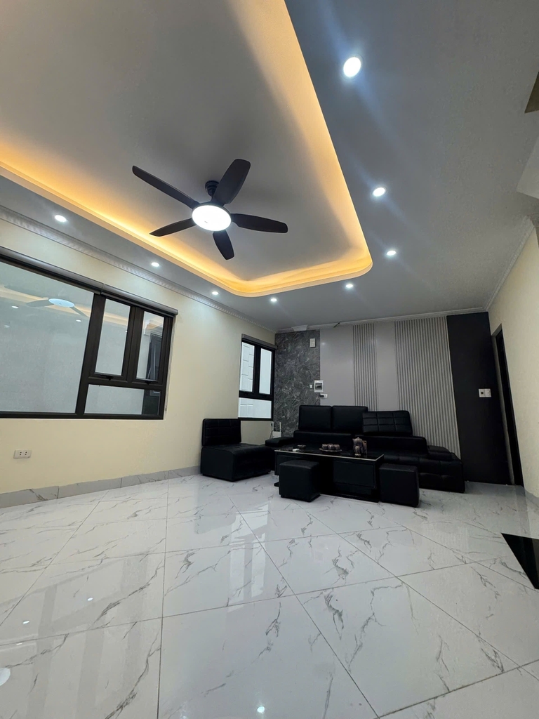 NHÀ 6 TẦNG CAO CẤP CÓ THANG MÁY - NGÕ THÔNG HỒNG TIẾN BỒ ĐỀ - 35M² - 10.4 TỶ