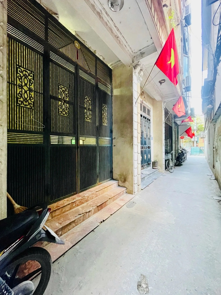 【NHÀ PHỐ 5 TẦNG】 Xuân Đỉnh, Bắc Từ Liêm - 23m² - Ngõ Thông 3 Gác - Giá 4.8 Tỷ