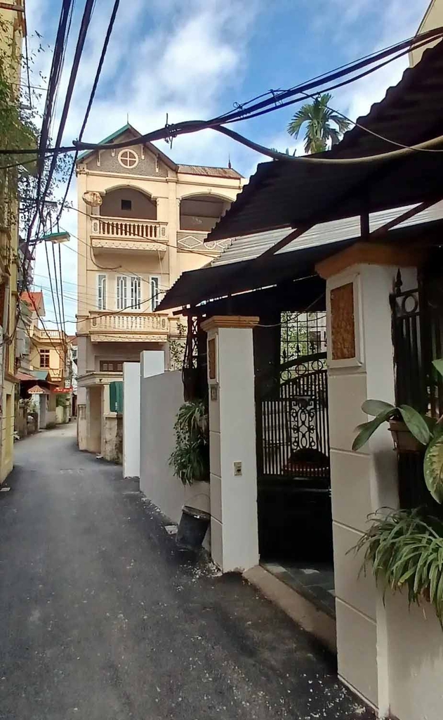 【NHÀ 4 TẦNG - MIÊU NHA】- 73M² - 3 PN - SÂN ĐỂ XE RỘNG - GẦN VINHOME - 11.5 TỶ