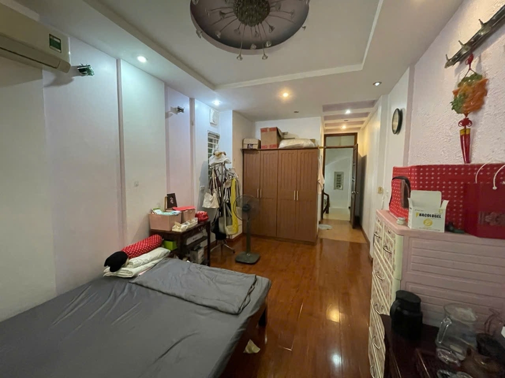 BÁN NHÀ TẠ QUANG BỬU - BÁCH KHOA: NHÀ DÂN XÂY KIÊN CỐ - 2 MẶT THOÁNG - VỊ TRÍ LÕI HAI BÀ TRƯNG - GIÁ 11.6 TỶ