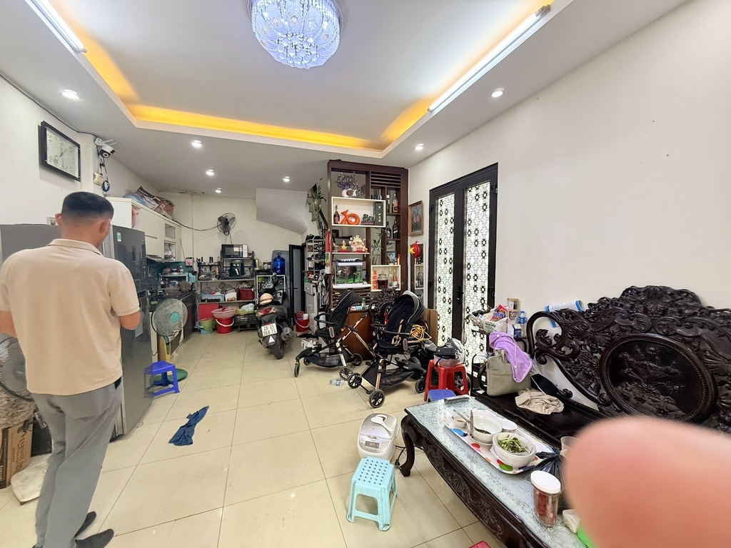 BÁN NHÀ NGỌC THỤY - LONG BIÊN: VỊ TRÍ ĐẮC ĐỊA Ô TÔ QUA NHÀ - NHÀ MỚI 5 TẦNG HIỆN ĐẠI - MẶT TIỀN RỘNG - GIÁ 15.6 TỶ