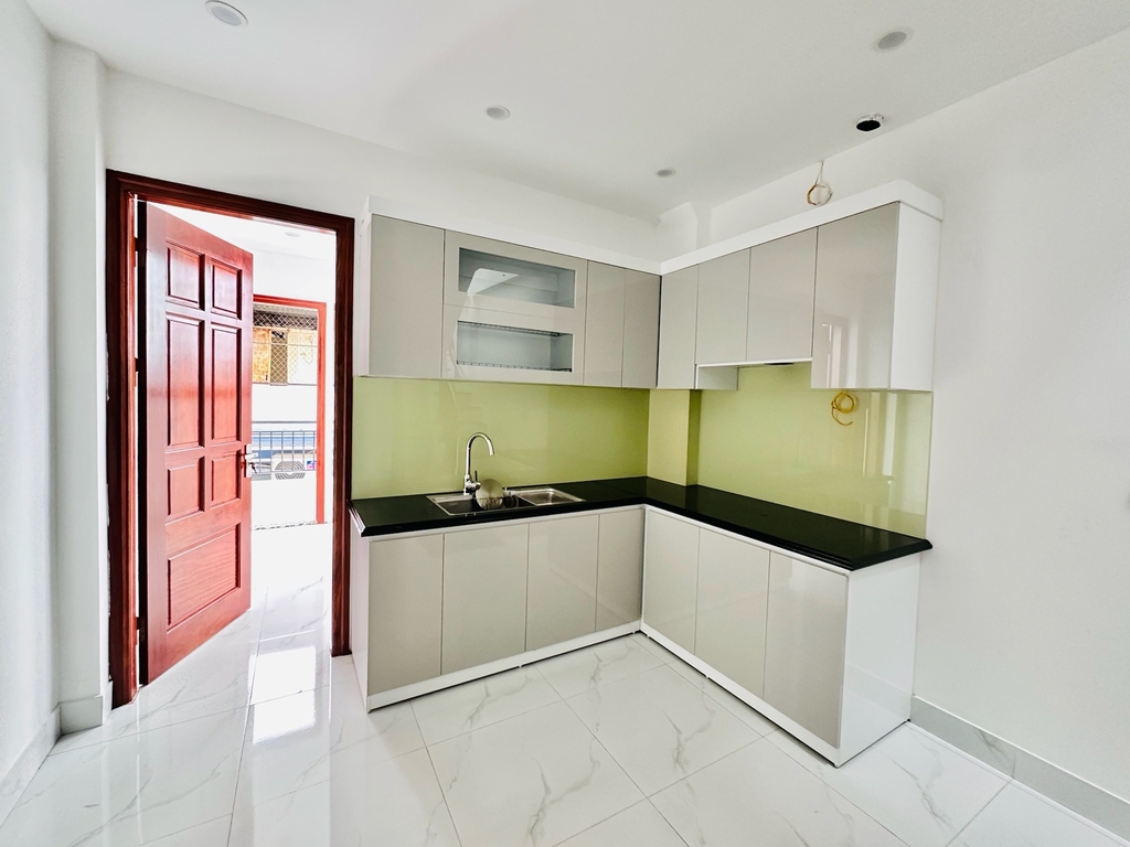 BÁN NHÀ TRƯƠNG ĐỊNH - GIÁP RANH HAI BÀ TRƯNG: 6 TẦNG THANG MÁY - NGÕ THÔNG VF3 ĐỖ CỬA - TIỆN ÍCH NGẬP TRÀN - GIÁ 7.8 TỶ