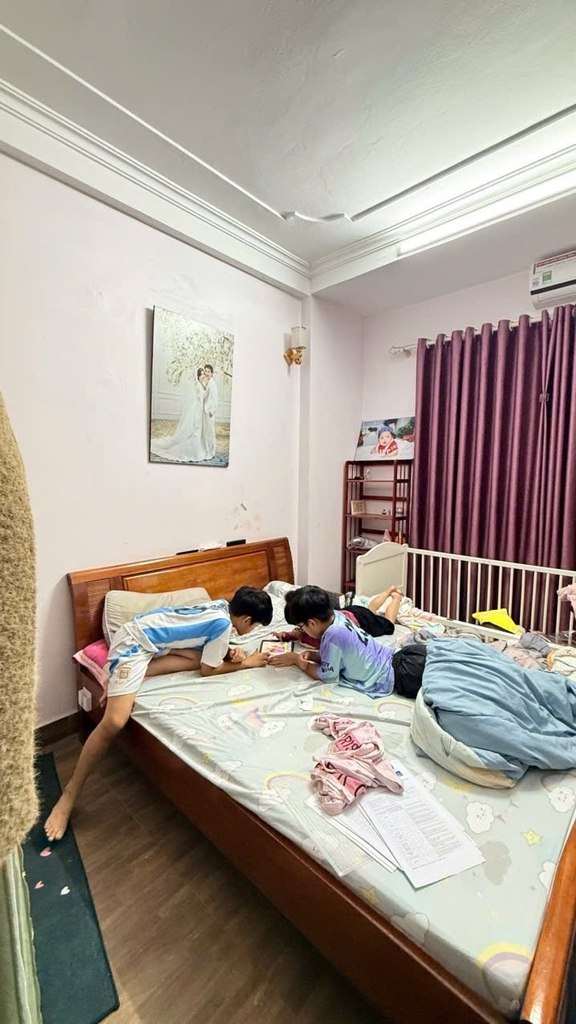 BÁN NHÀ BỒ ĐỀ - LONG BIÊN: VỊ TRÍ VÀNG KẾ CẬN PHỐ CỔ - NHÀ DÂN XÂY KIÊN CỐ - TIỆN ÍCH NGẬP TRÀN - GIÁ 7.85 TỶ