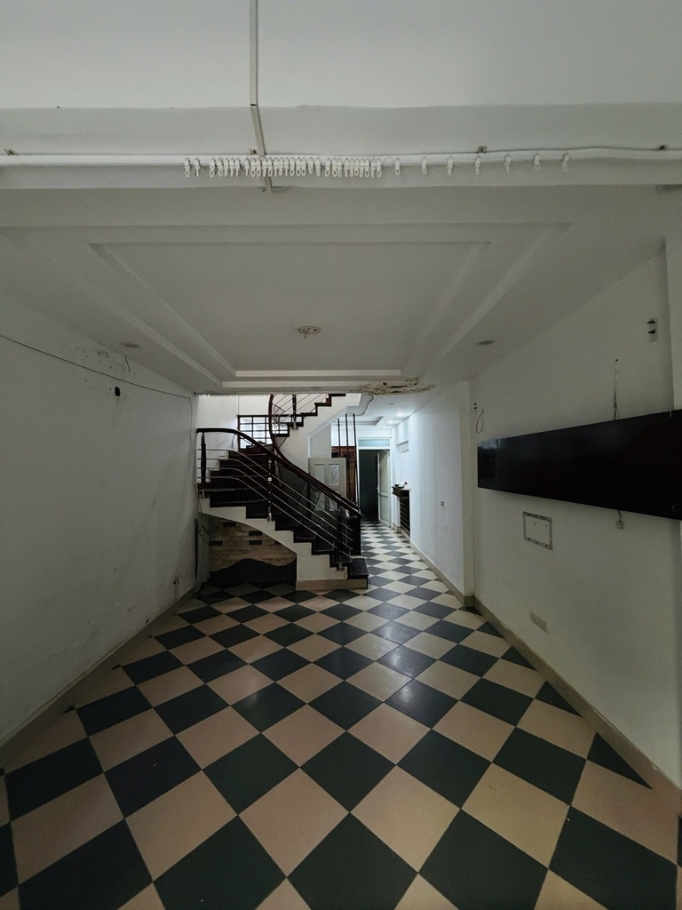 LÔ ĐẤT PHÂN LÔ Ô TÔ THÔNG - CÁCH 1 NHÀ RA PHỐ HỒNG TIẾN - LONG BIÊN - 65M² - 19.5 TỶ