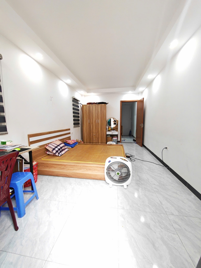 BÁN NHÀ MẬU LƯƠNG - KIẾN HƯNG: LÔ GÓC THOÁNG SÁNG - VỊ TRÍ SÁT PHỐ - GẦN NGÃ TƯ ĐA SỸ XA LA - GIÁ 7.7 TỶ