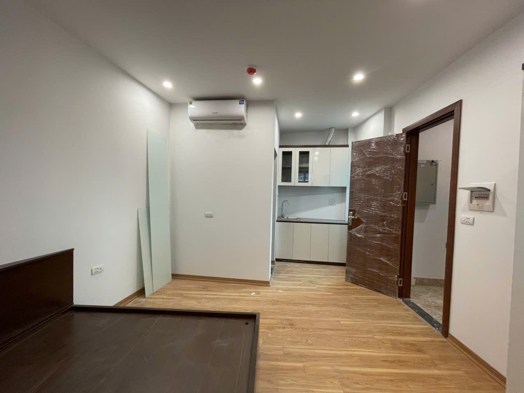 BÁN TÒA NHÀ 7 TẦNG THANG MÁY NGUYỄN LƯƠNG BẰNG - ĐỐNG ĐA: LÔ GÓC 3 THOÁNG - DÒNG TIỀN KHỦNG 800TR/NĂM - GIÁ 16.6 TỶ