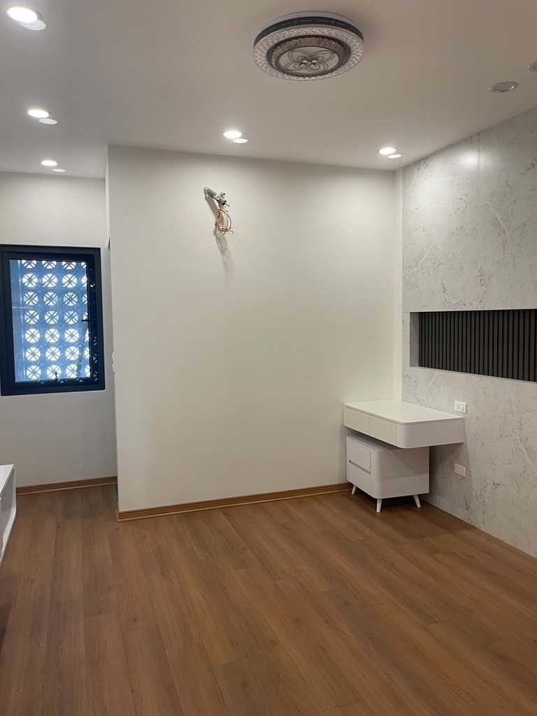 BÁN NHÀ MẶT PHỐ NGUYỄN VĂN LINH - 68M² - 6 TẦNG THANG MÁY - FULL NỘI THẤT - 17 TỶ