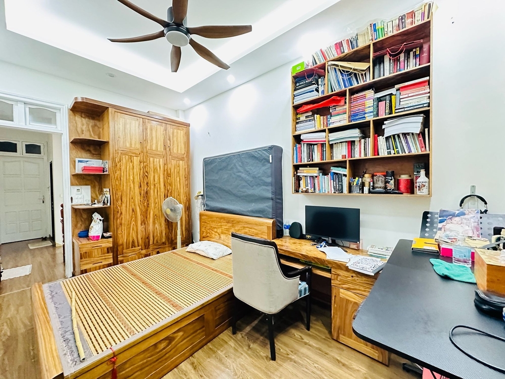 【NHÀ 2 MẶT NGÕ PHÚC XÁ BA ĐÌNH】- 44m² 4 Tầng - Ô tô Đỗ Cửa - Yên Tĩnh - 12.8 Tỷ