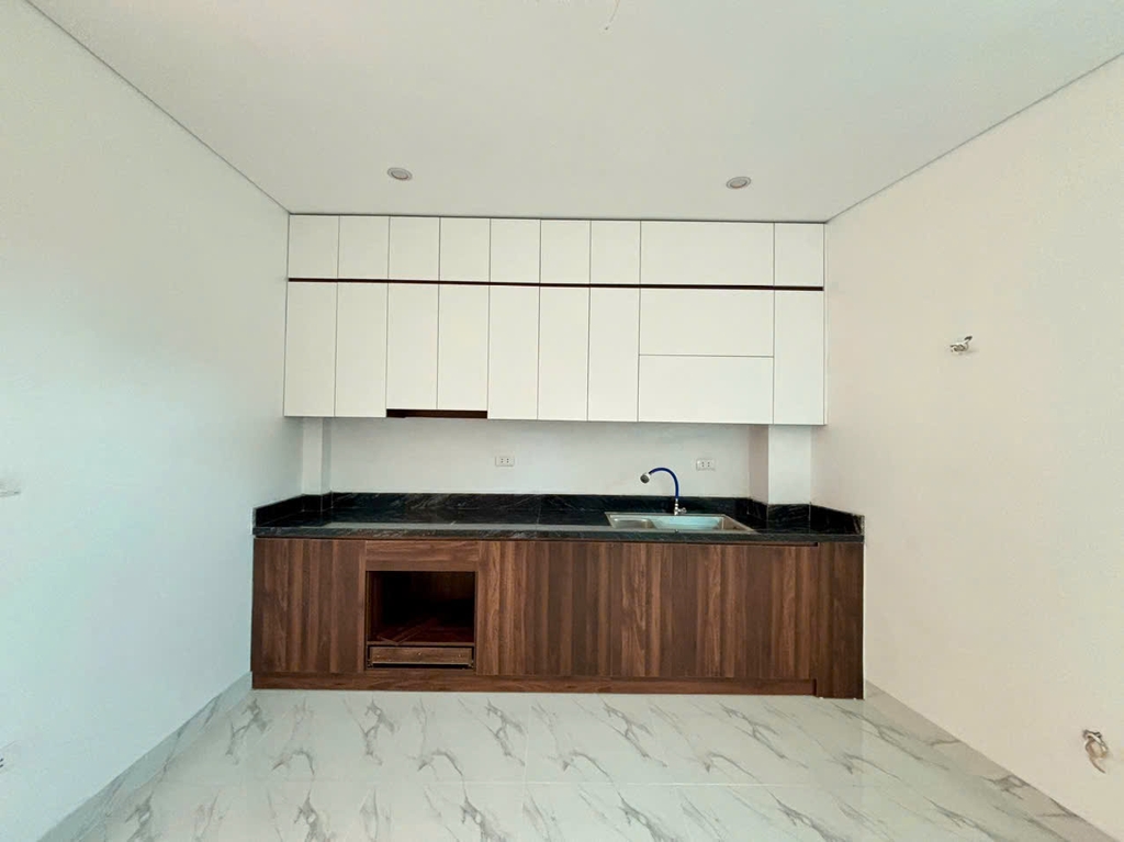 Nhà đẹp Hoài Đức: 4 tầng, 40m², nội thất cơ bản, gần hồ điều hòa – 4,5 tỷ
