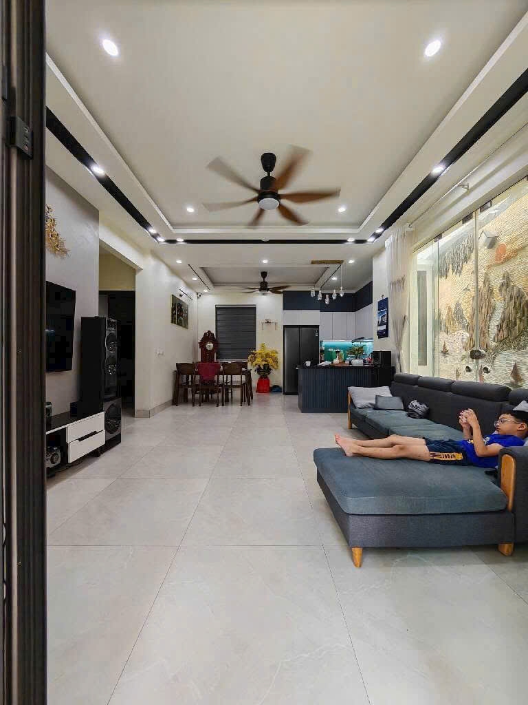 Bán gấp nhà 4 tầng, 102m² Đa Sỹ – Hà Đông, gần chợ, giá giảm sâu còn 13 tỷ