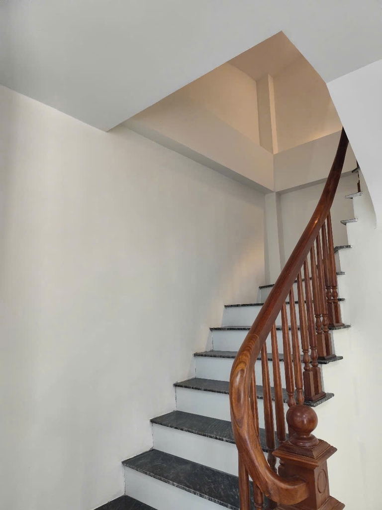 Chính chủ bán nhà 40m² có thang máy tại Liên Mạc, ô tô vào nhà, giá nhỉnh 6 tỷ
