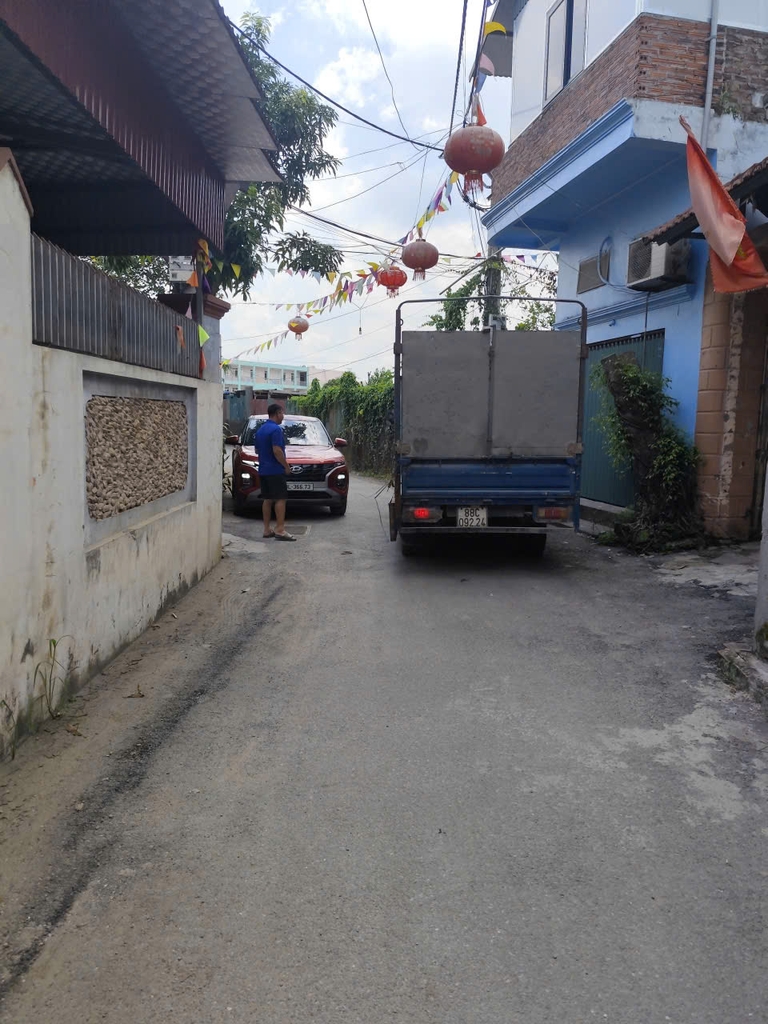 Chính chủ bán nhà 40m² có thang máy tại Liên Mạc, ô tô vào nhà, giá nhỉnh 6 tỷ
