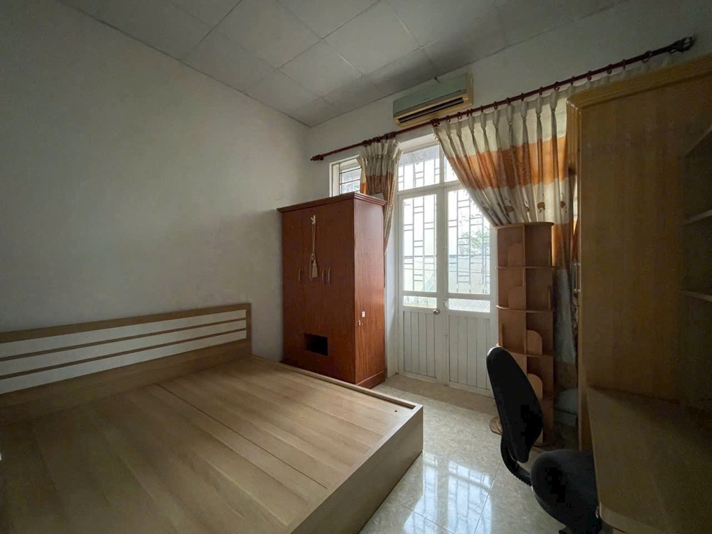 Nhà đẹp 2 tầng, 40m², 3PN, ngõ thông, gần khu CN Cầu Gáo – Đan Phượng, giá tốt