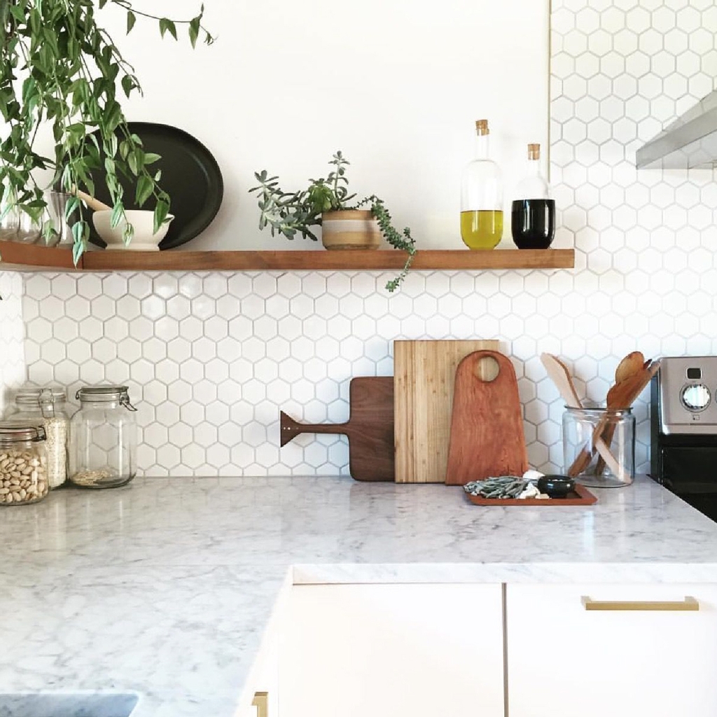 Decal Dán Bếp Họa Tiết Hình Lục Giác Sang Trọng Decal24h