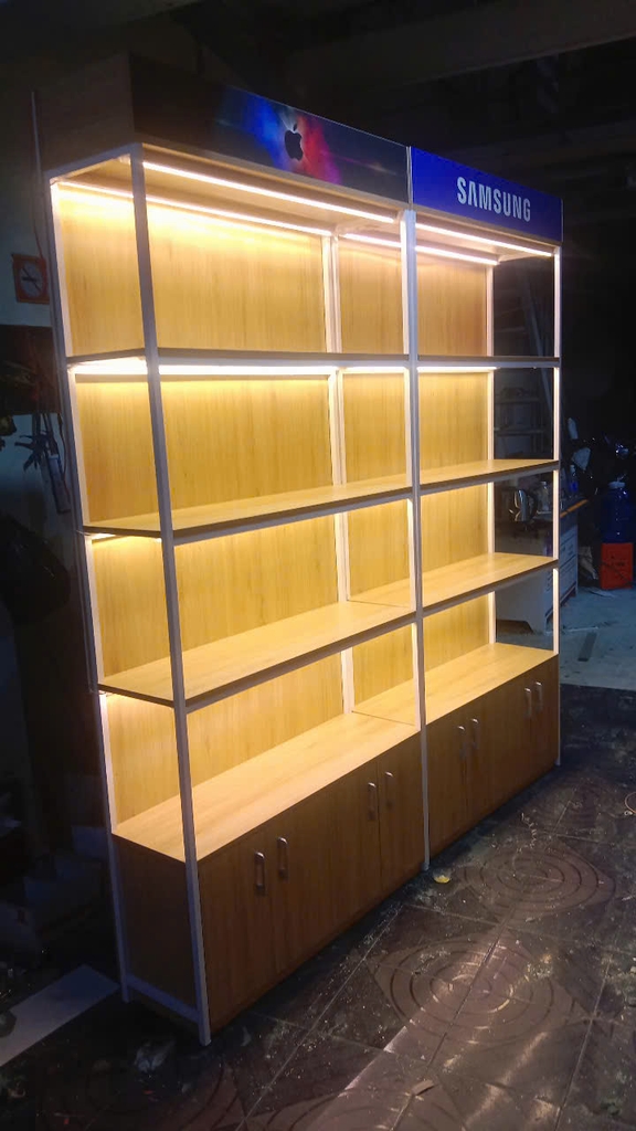 Kệ trang trí sản phẩm