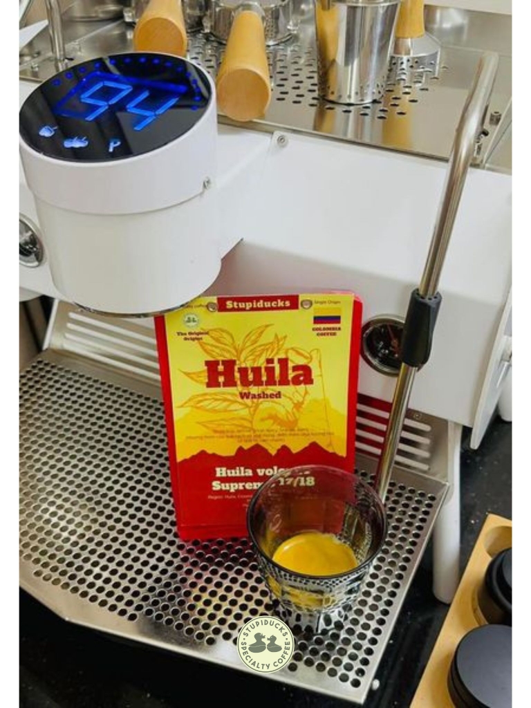 Arabica Colombia Huila Volcano Supremo Sc 17/18 Washed - Stupiducks Specialty Coffee (SSC Roaster)