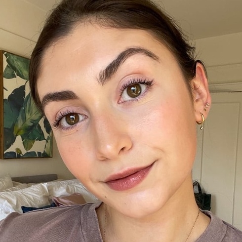 Mascara Maybelline Curl Bounce làm dày và giữ mi cong không lem không trôi