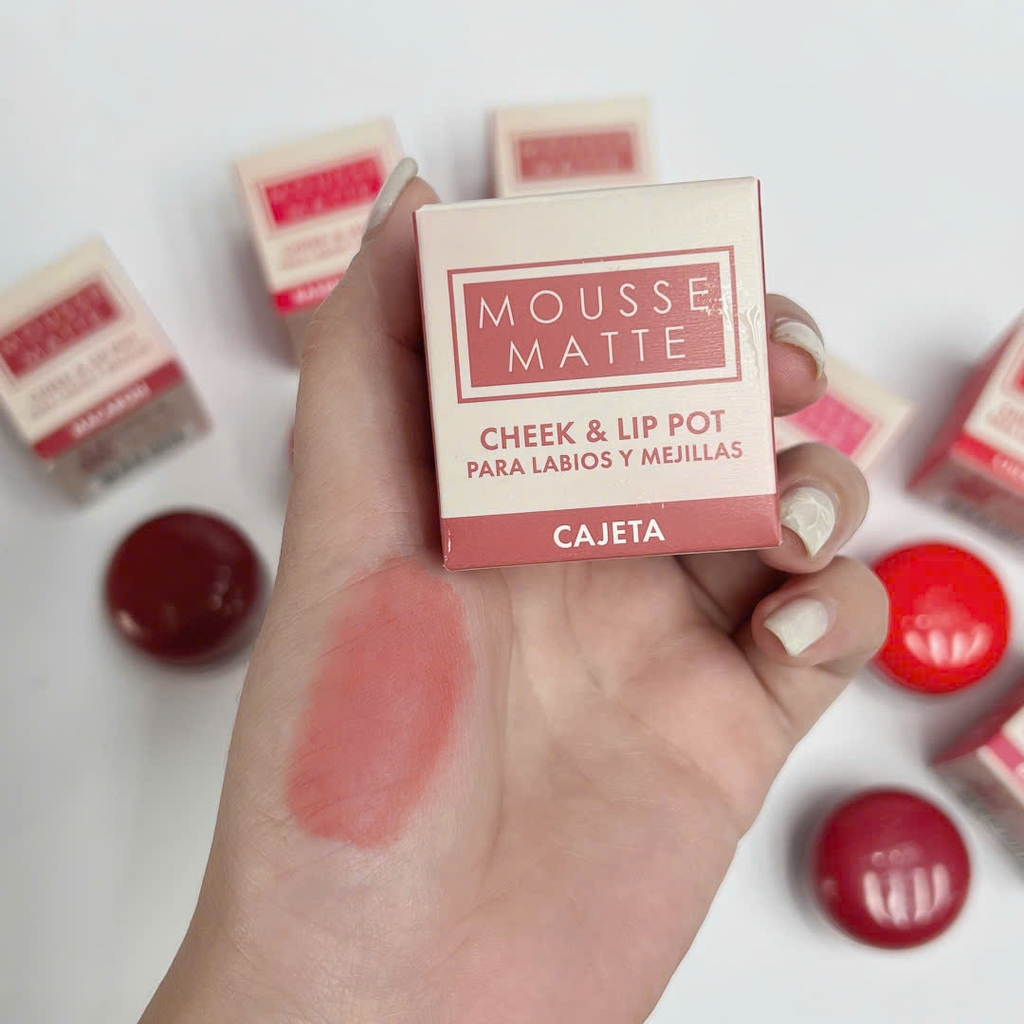 Phấn má & son kem lì dạng hũ Italia Deluxe Mousse Matte Cheek + Lip Pot