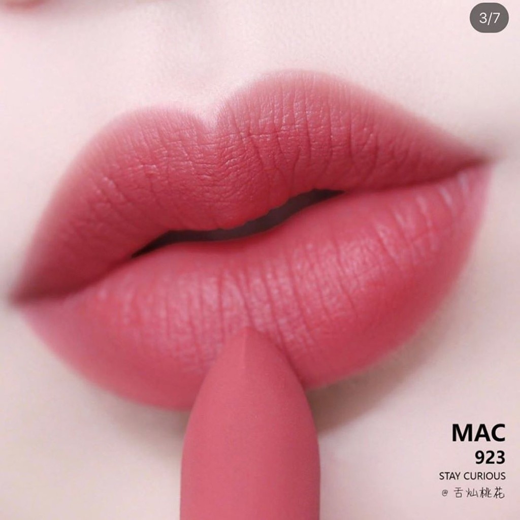 Son thỏi lì matte MAC Powder Kiss Lipstick