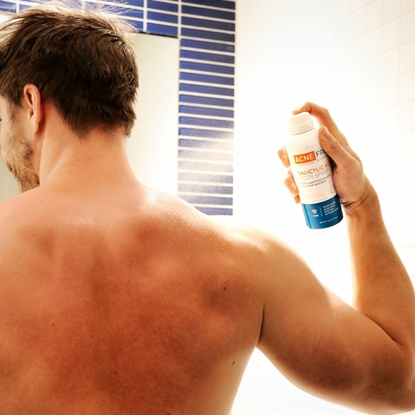 Chai xịt Acne Free Salicylic Acid Body Spray giảm mụn dành cho vùng lưng và ngực